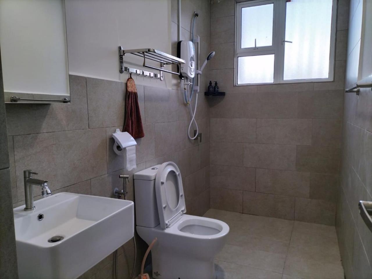 Mahkota Valley Apartment Indera Mahkota Kuantan#Netflix Exterior foto